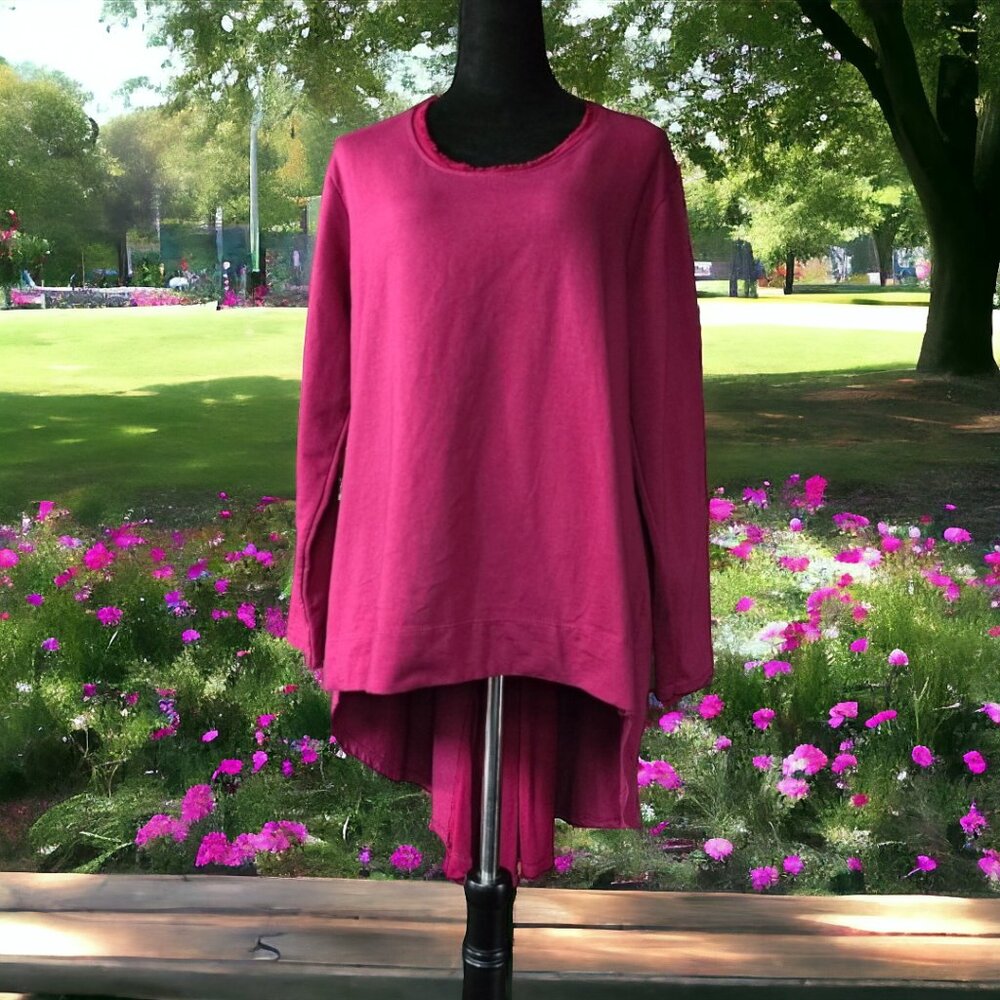 NWT SAGA L/XL ITALIAN Made Long Sleeve Hi-Low Tunic
